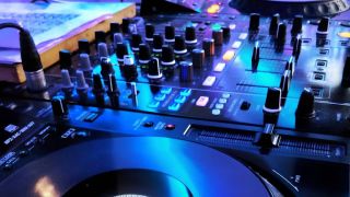 dj for events in mumbai DJ ERIC D'SILVA | Corporate - Wedding - Club DJ BOOKING | Sound System Hire & Dj Institute | SOUTH MUMBAI