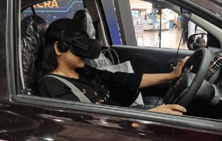 Revolutionizing Enterprise & Industrial Training With Virtual Reality Simulations 1
